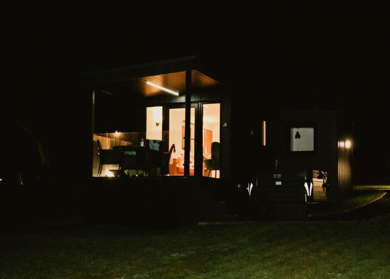 Luxury 2 Bedroom Glamping Pod With Hot Tub At Aganmore Farm Glamping - Pod 2 Ballycastle Exterior photo